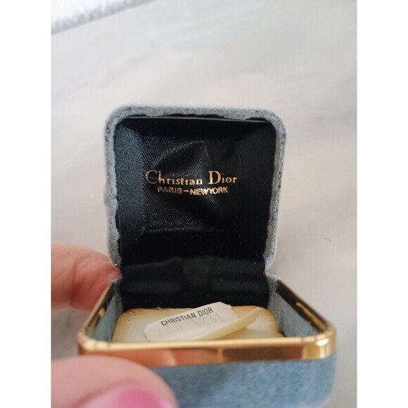 Authentic Christian Dior Tiny Red Ruby Tie Tack Goldtone Square - Picture 3 of 4